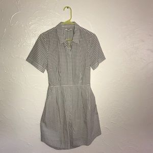 White and black Madewell shirt-dress